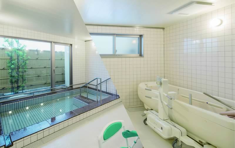 ハートフルリビングなでしこ都島-スタッフのサポートで安心な入浴時間